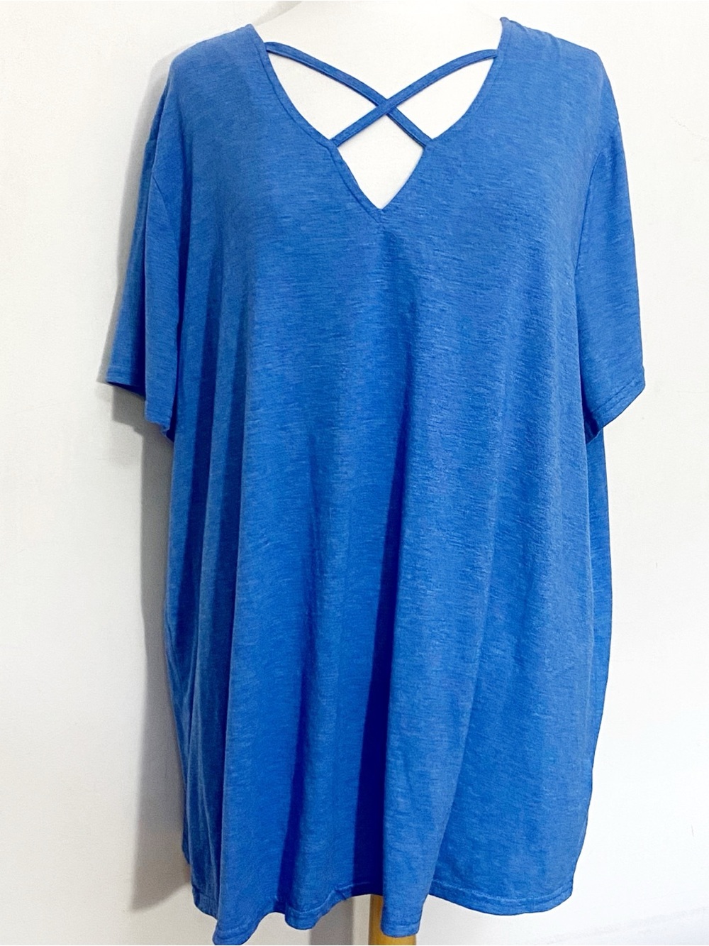 Women's Heathered Blue Strappy V-Neck Longer Length Top with Short Sleeves 3X